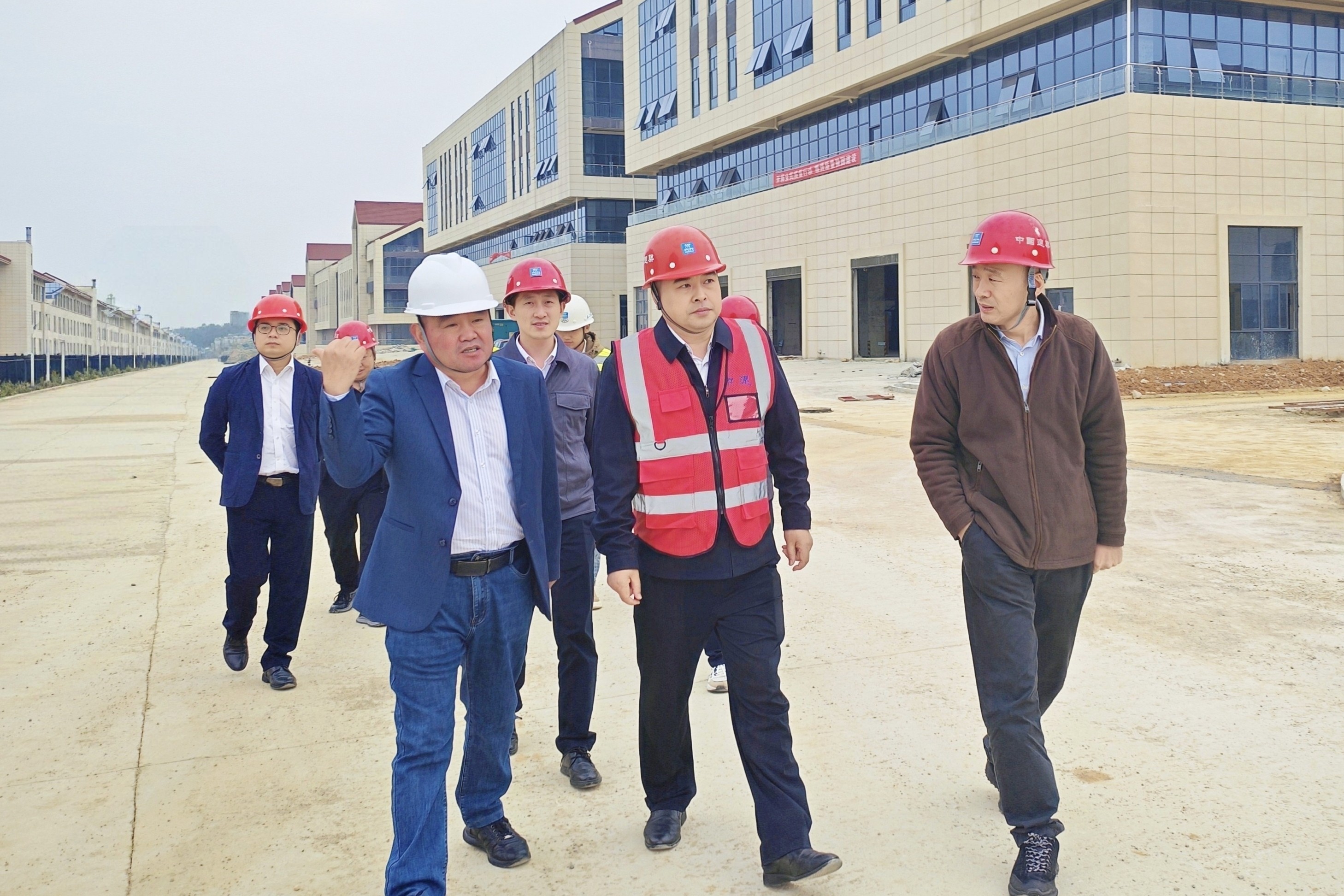 带班检查.jpg 带班检查.jpg