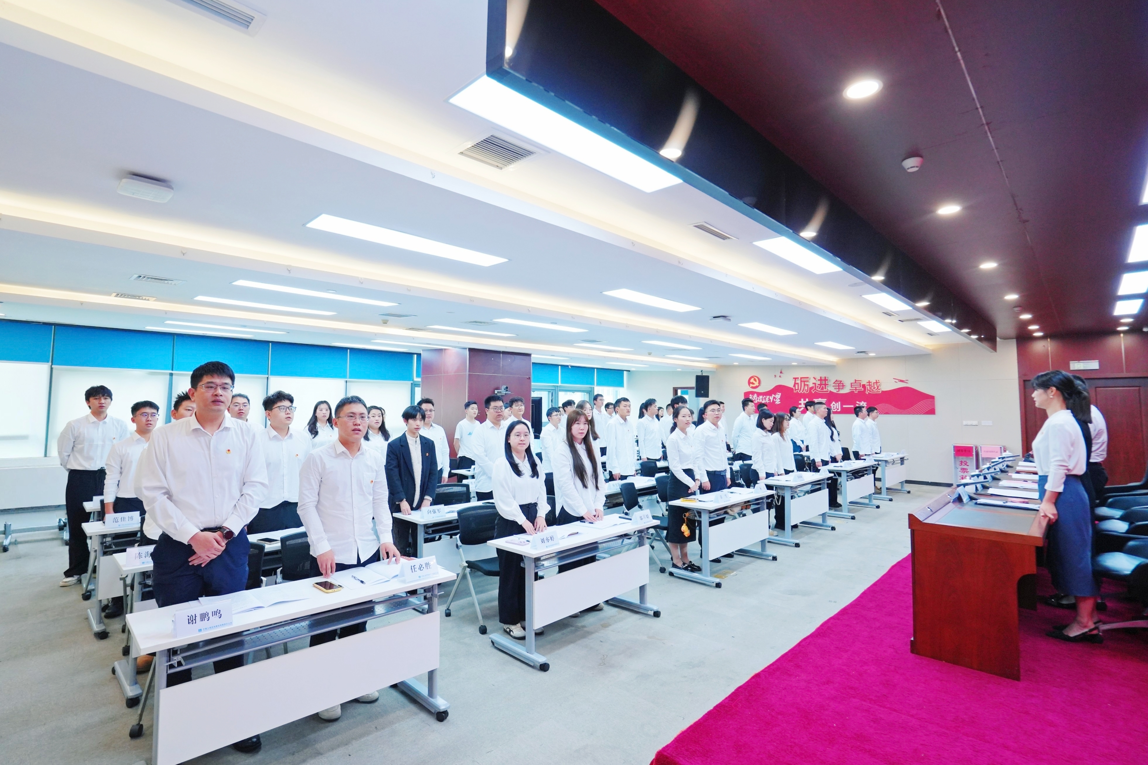 唱歌 拉曝光版.jpg 唱歌 拉曝光版.jpg